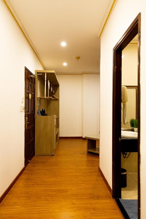 Hoang Loc Hotel Buon Ma Thuot Kültér fotó