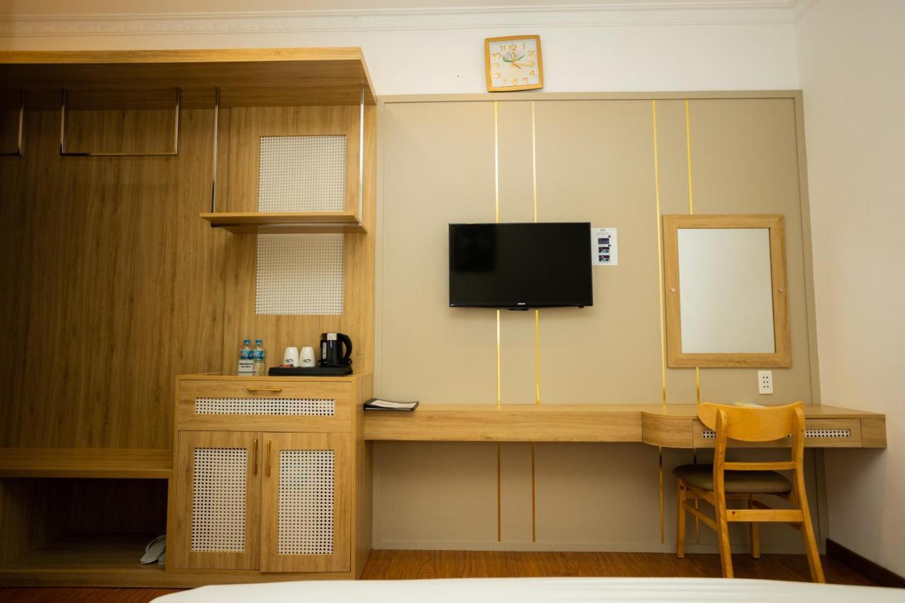 Hoang Loc Hotel Buon Ma Thuot Kültér fotó
