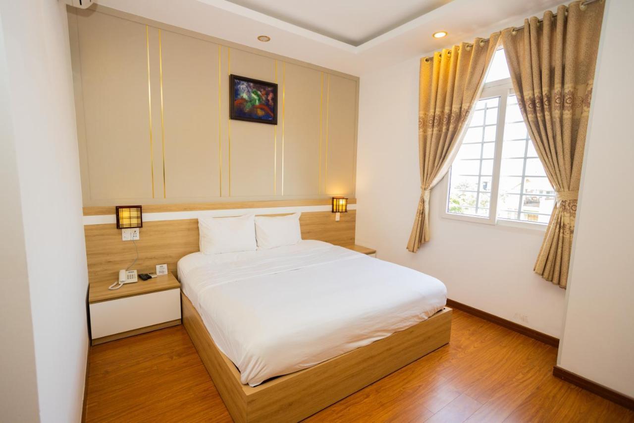 Hoang Loc Hotel Buon Ma Thuot Kültér fotó